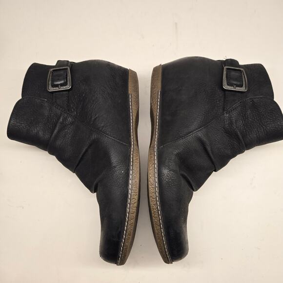 Dansko Lia Black Burnished Nubuck Side Zip Hidden Wedge Ankle Boot | EU 39-US 9 - Picture 5 of 11